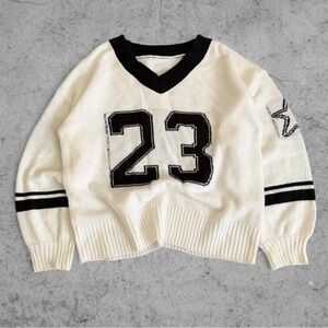 Women's White and Black V-Neck Sweater